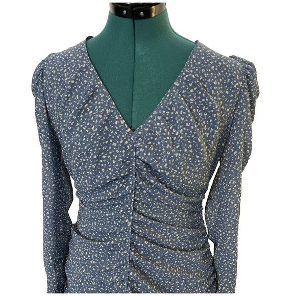 ASTR the Label Mini Dress Ditsy Floral Long Sleeve Ruched Ruffle Hem Blue Large - Picture 2 of 9